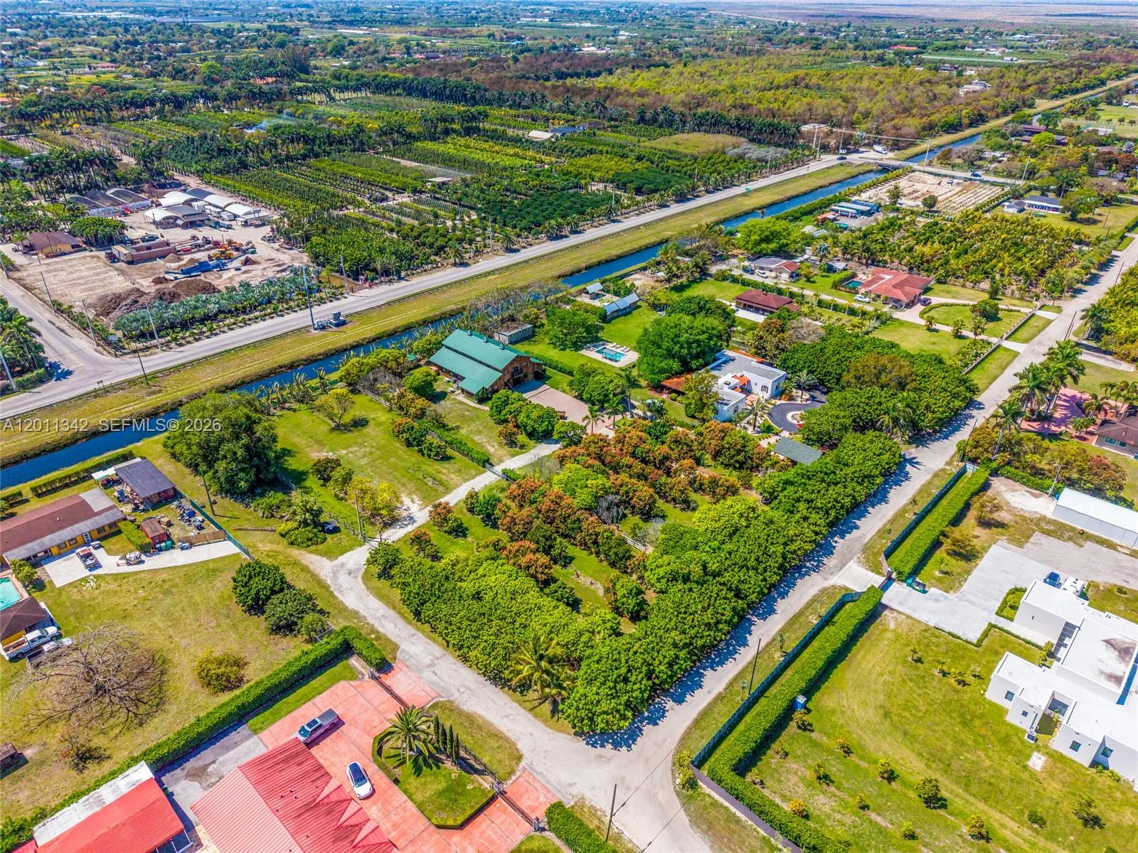 19050 SW 194th Ave, Miami, FL 33187 photo 8