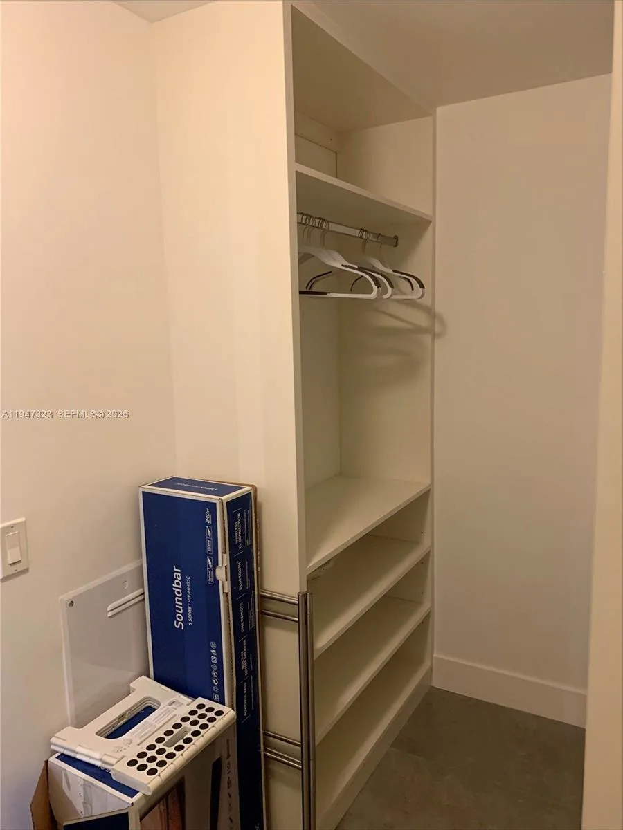 16385 Biscayne Blvd # 1417, North Miami Beach, FL 33160 photo 10