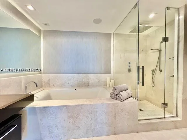17121 Collins Ave # 1003, Sunny Isles Beach, FL 33160 photo 12