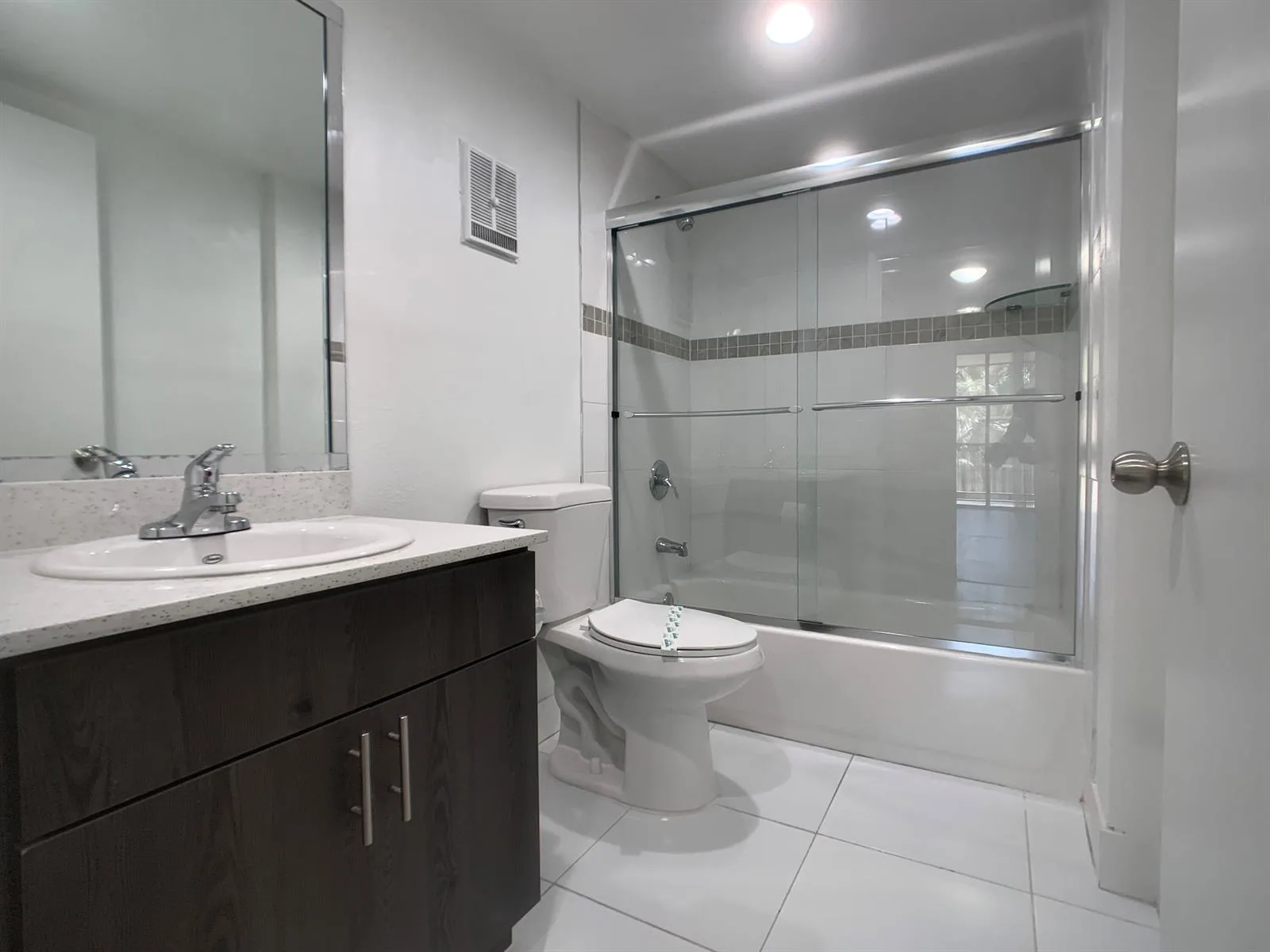 16900 N Bay Road # 3-507, Sunny Isles Beach, FL 33160 photo 4
