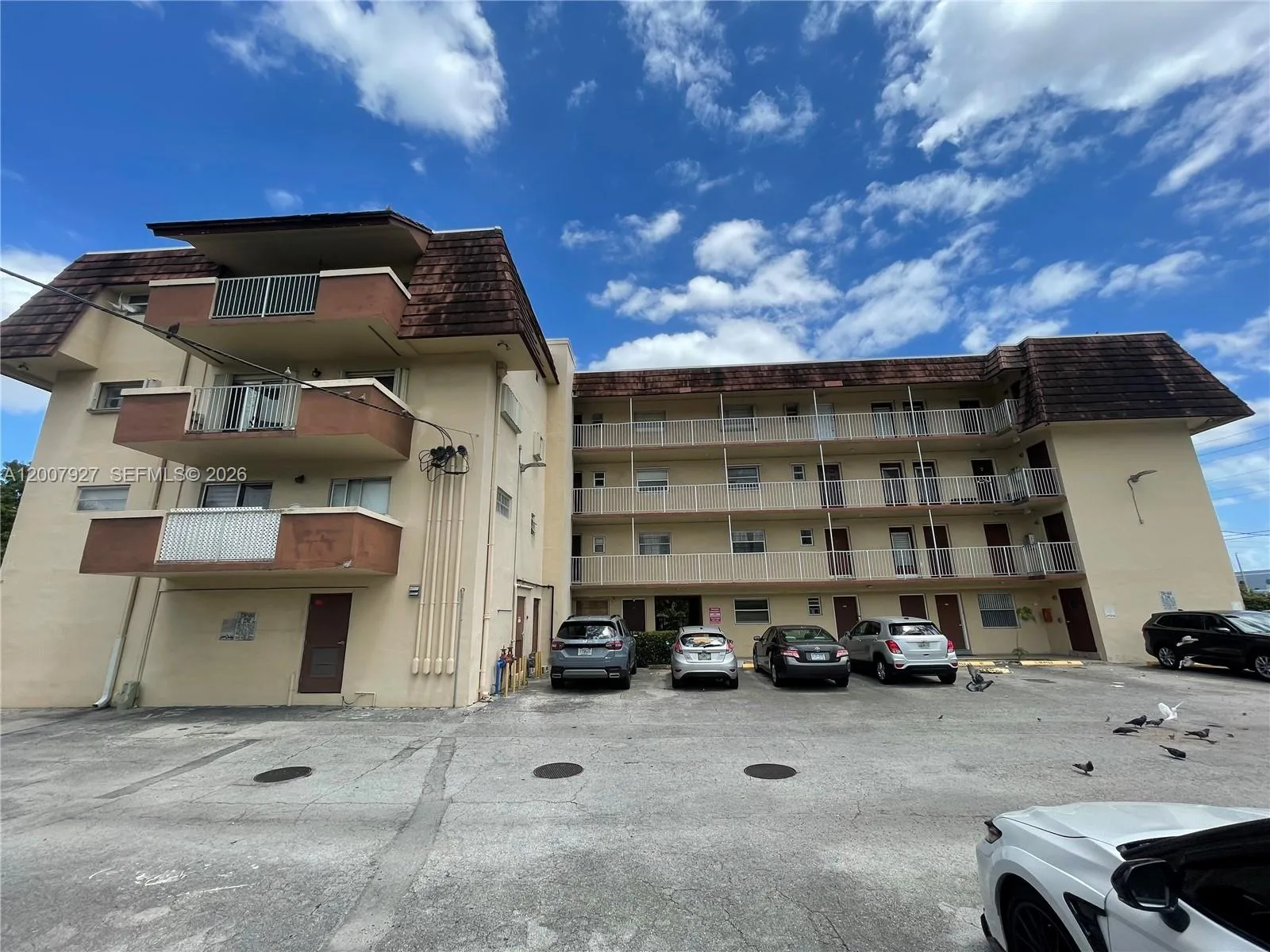 680 Miller Dr # W401, Miami Springs, FL 33166 photo 2