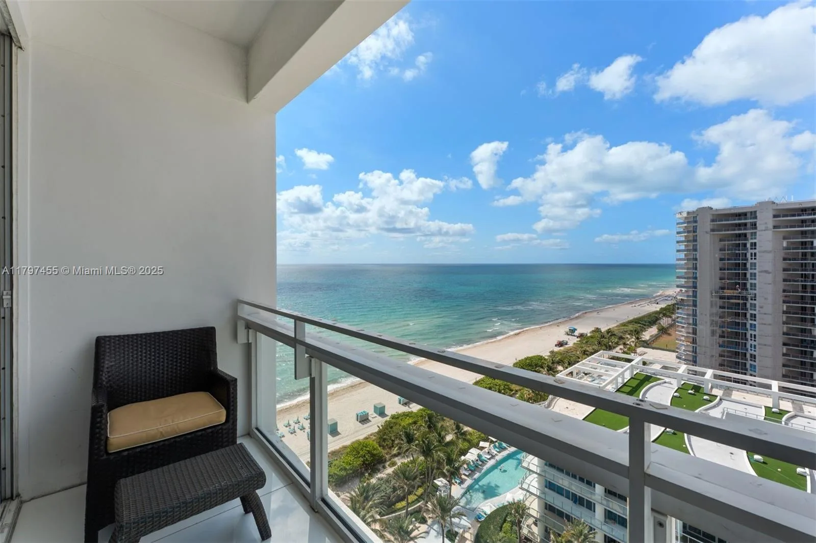6801 Collins Ave # PH10, Miami Beach, FL 33141
