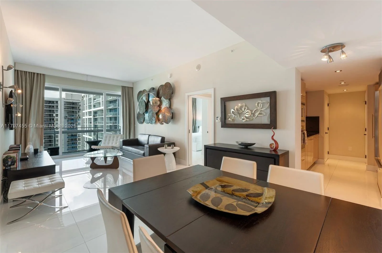 6801 Collins Ave # PH10, Miami Beach, FL 33141 photo 10