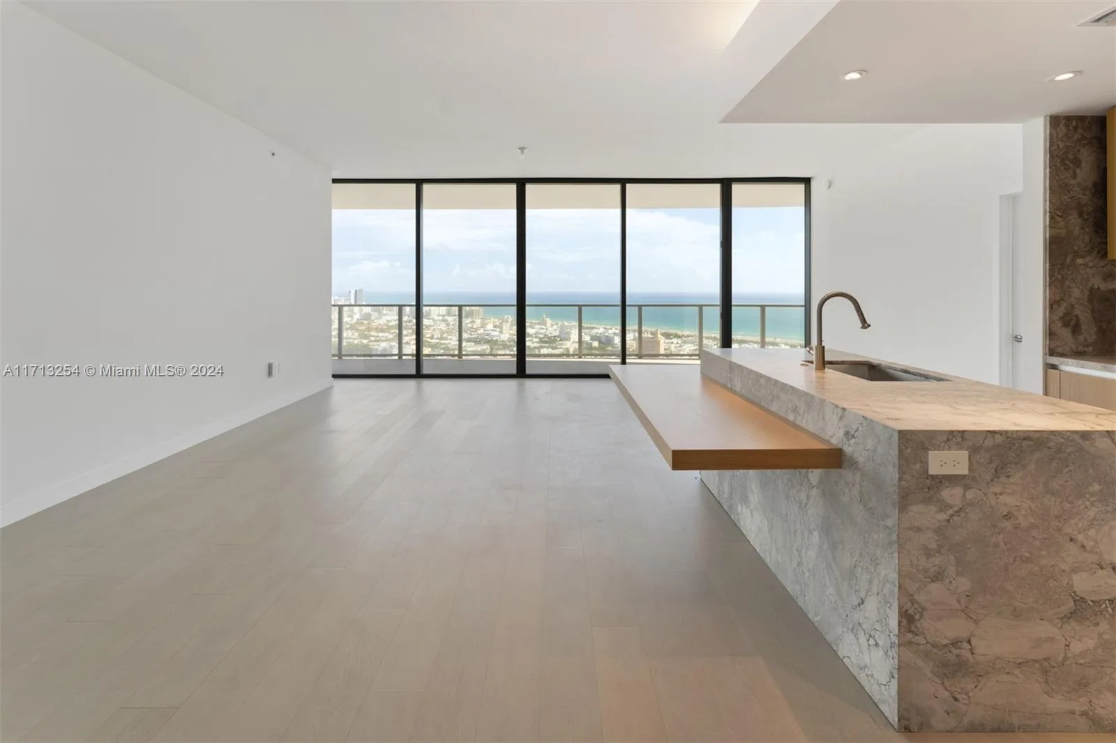 500 Alton Rd # 3905, Miami Beach, FL 33139 photo 13