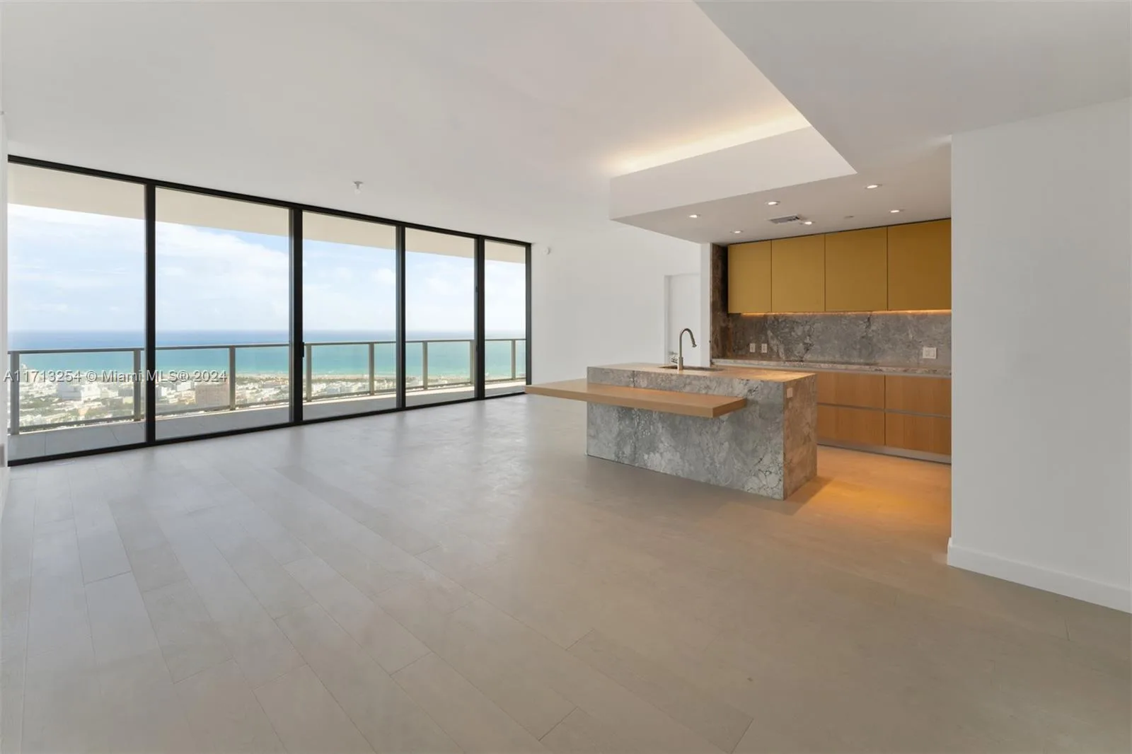 500 Alton Rd # 3905, Miami Beach, FL 33139 photo 2