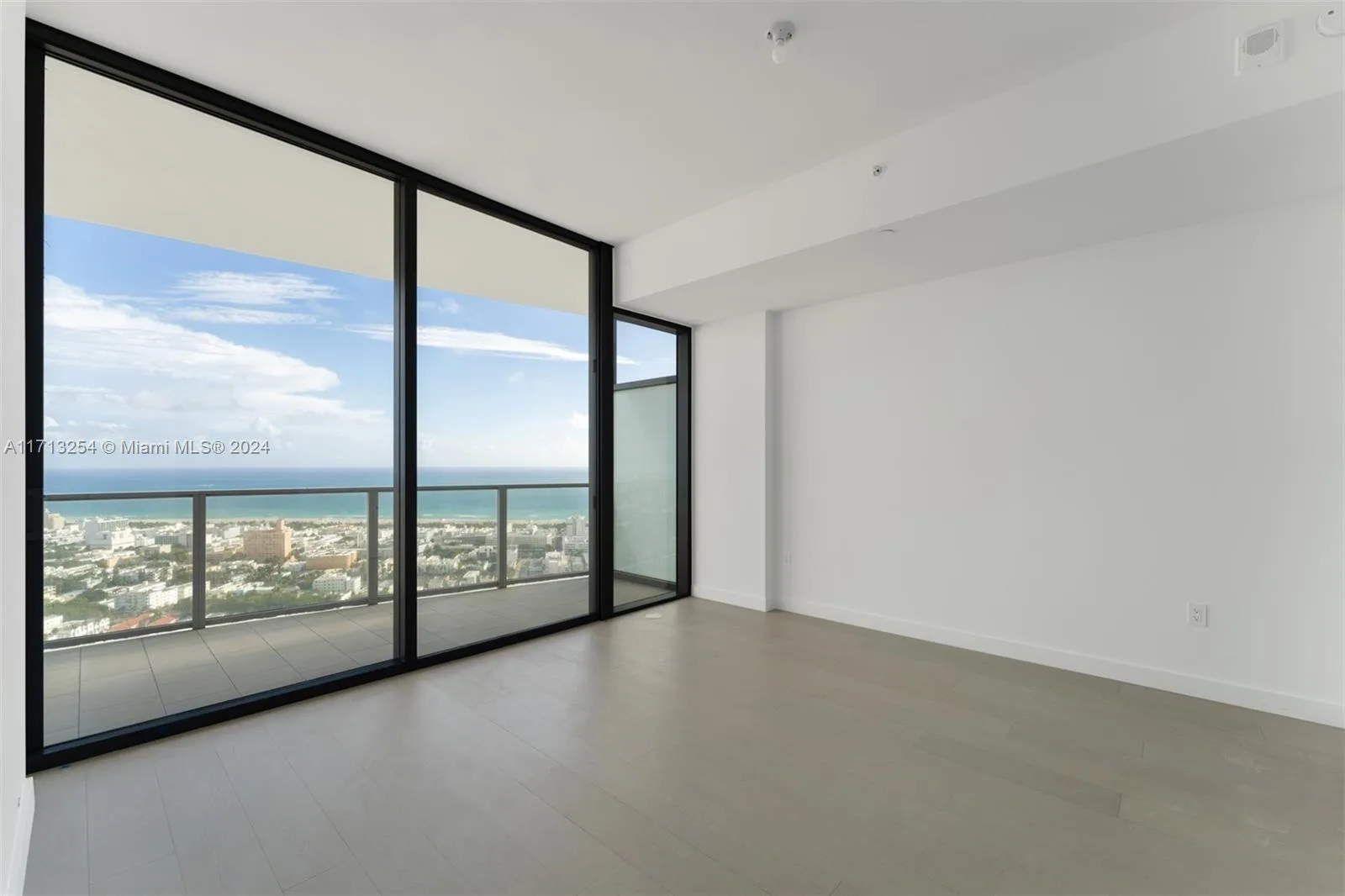 500 Alton Rd # 3905, Miami Beach, FL 33139 photo 5