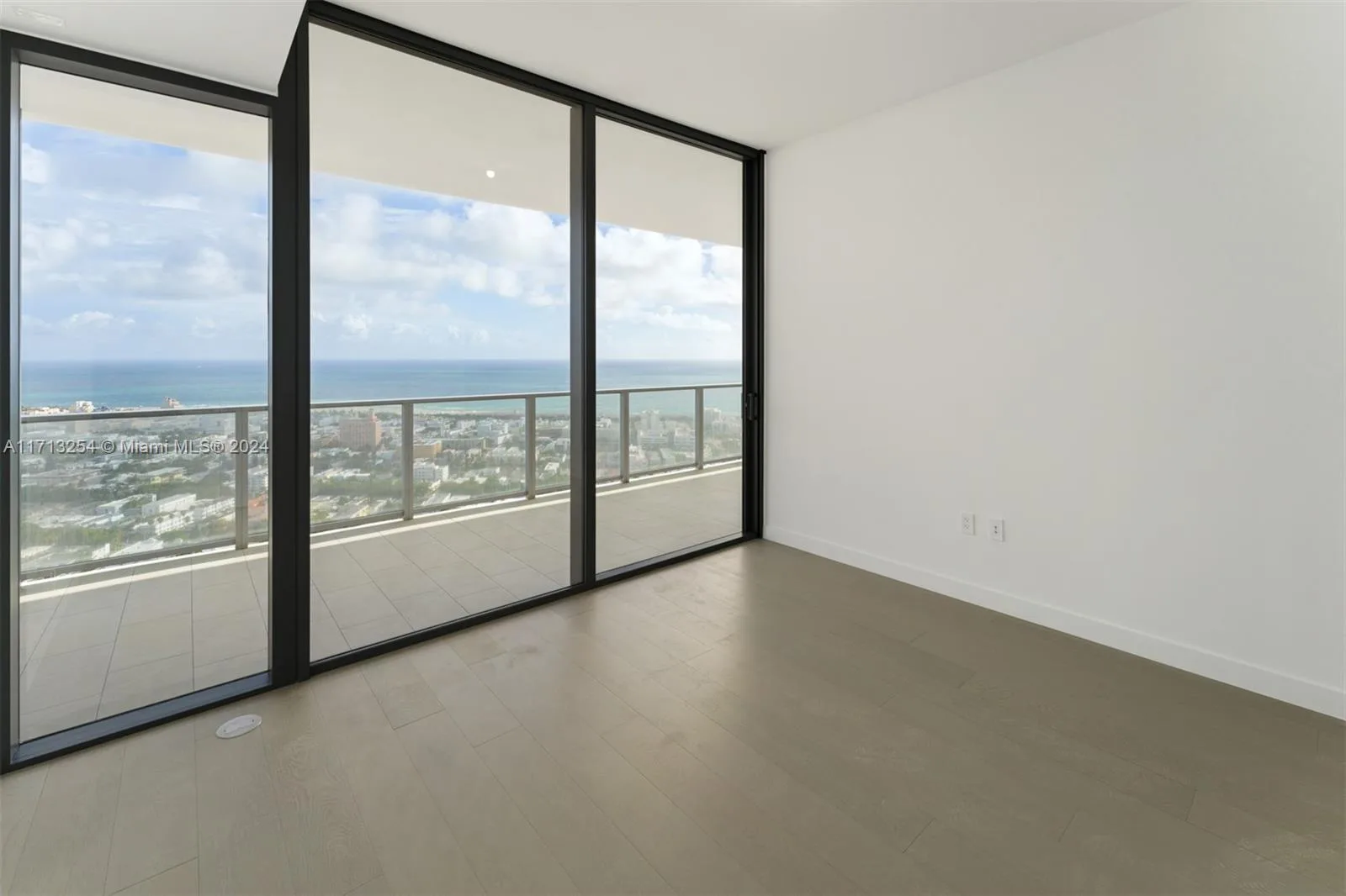 500 Alton Rd # 3905, Miami Beach, FL 33139 photo 7