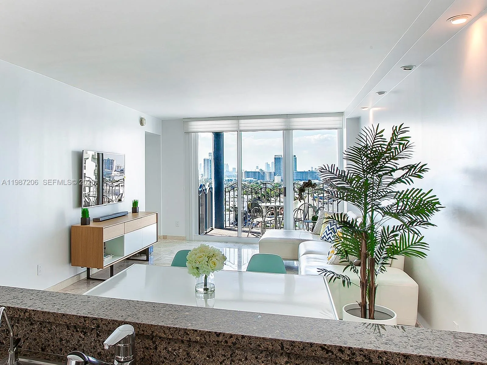 1500 Ocean Dr # PH-10, Miami Beach, FL 33139 photo 9