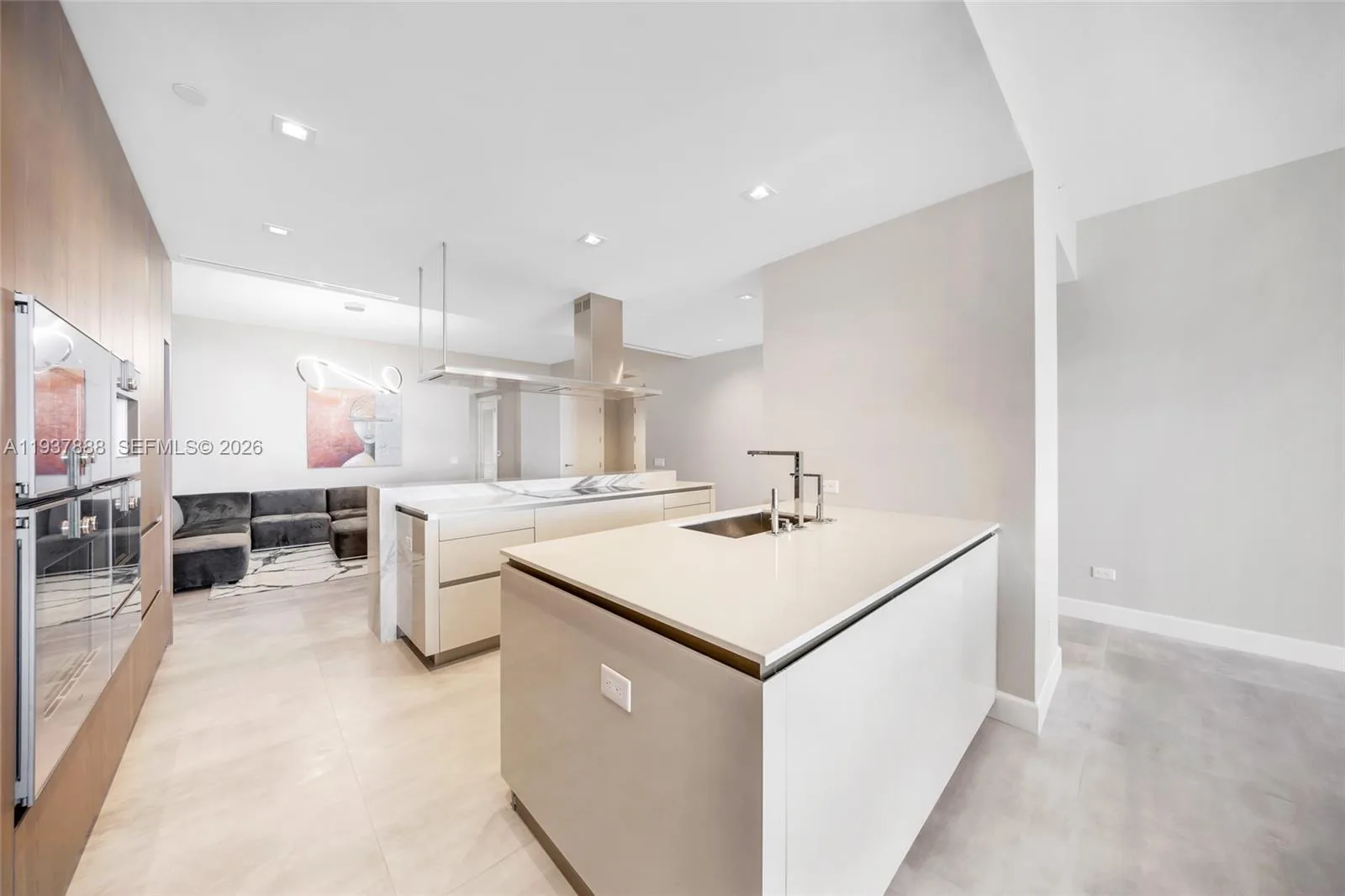18501 Collins Ave # 2502, Sunny Isles Beach, FL 33160 photo 11
