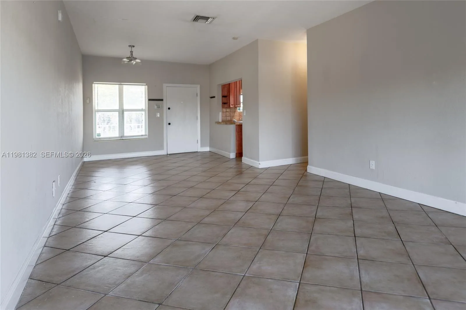 2225 NE 123rd St # 215, North Miami, FL 33181 photo 5