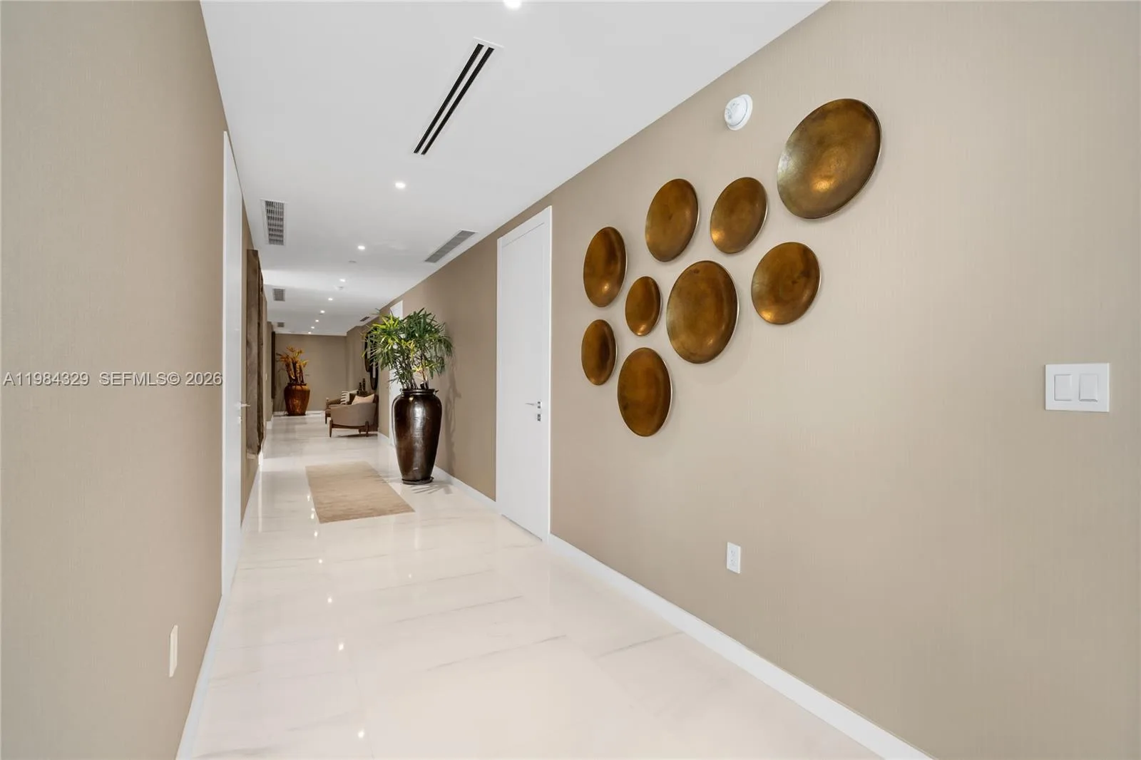 300 Biscayne Boulevard Way # 2601E, Miami, FL 33131 photo 11