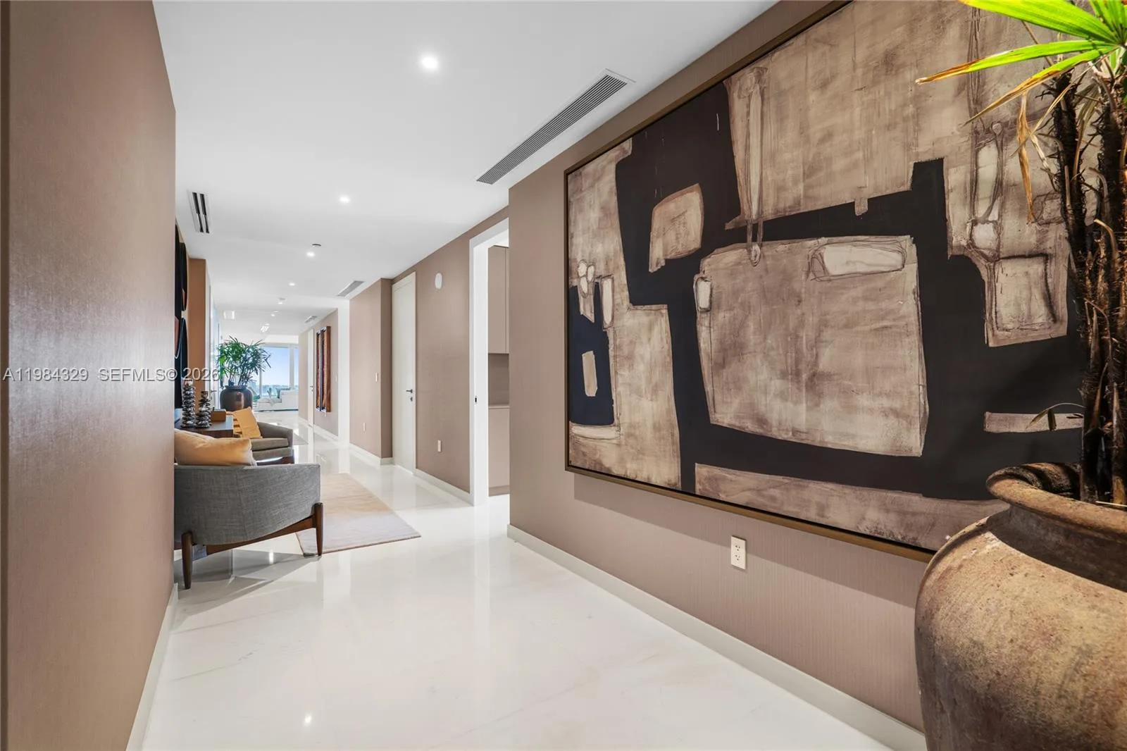 300 Biscayne Boulevard Way # 2601E, Miami, FL 33131 photo 7