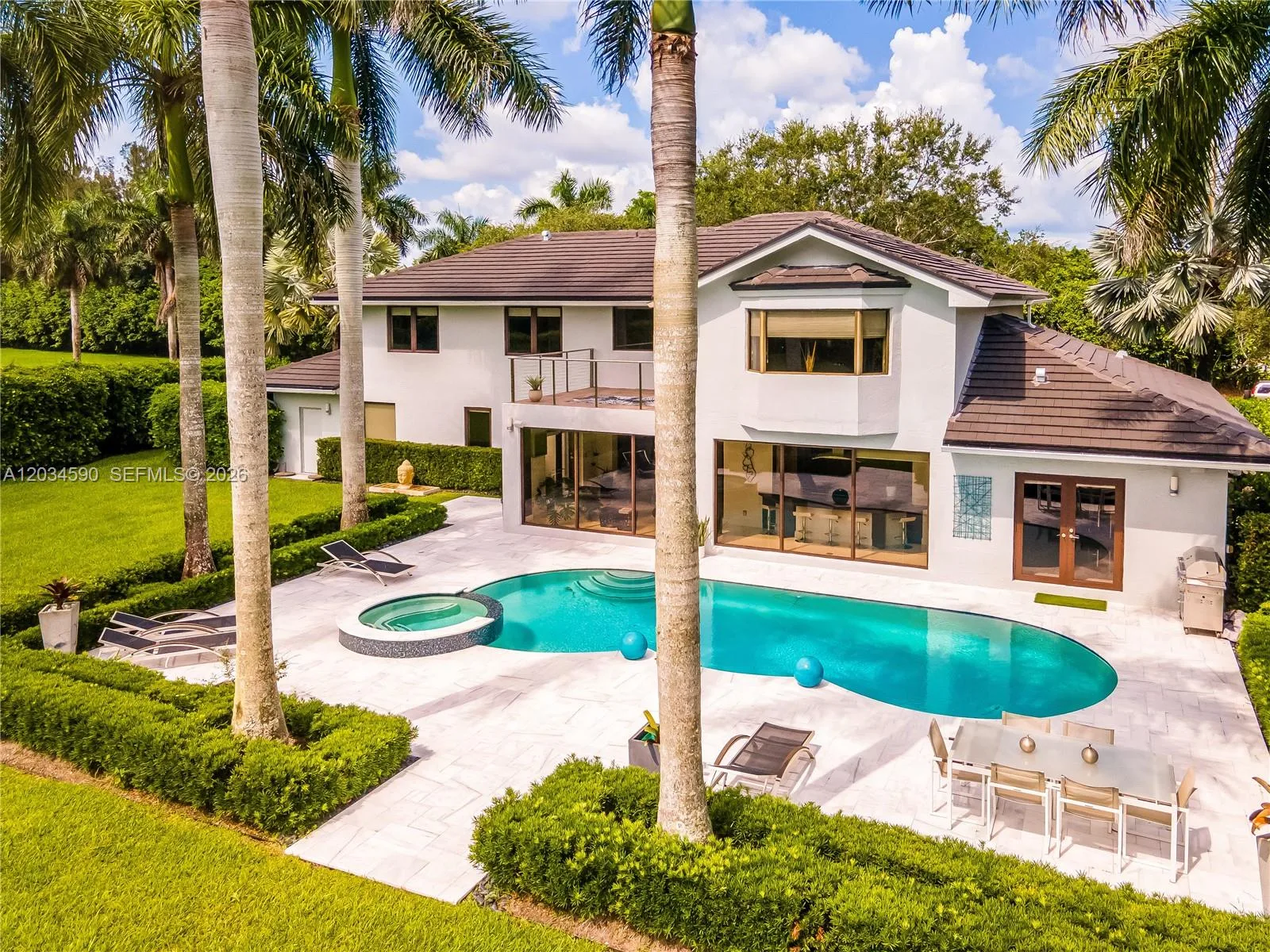 4242 SW 107th Way, Davie, FL 33328