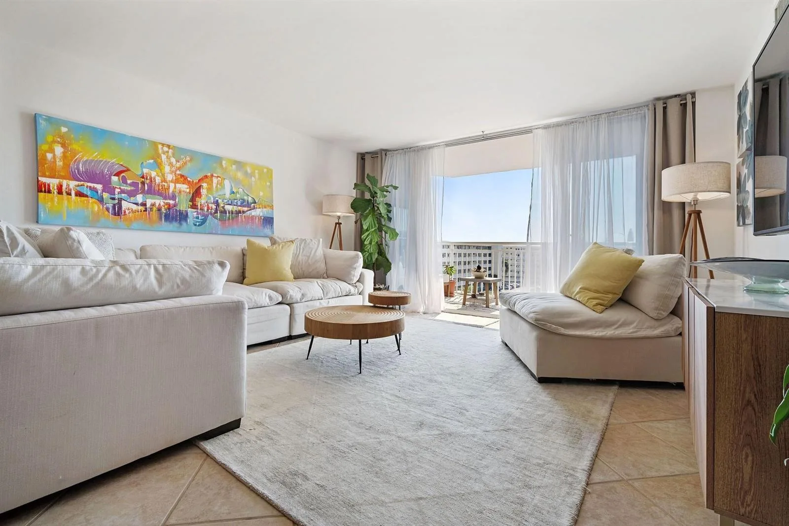 18021 Biscayne Boulevard # 504, Aventura, FL 33160
