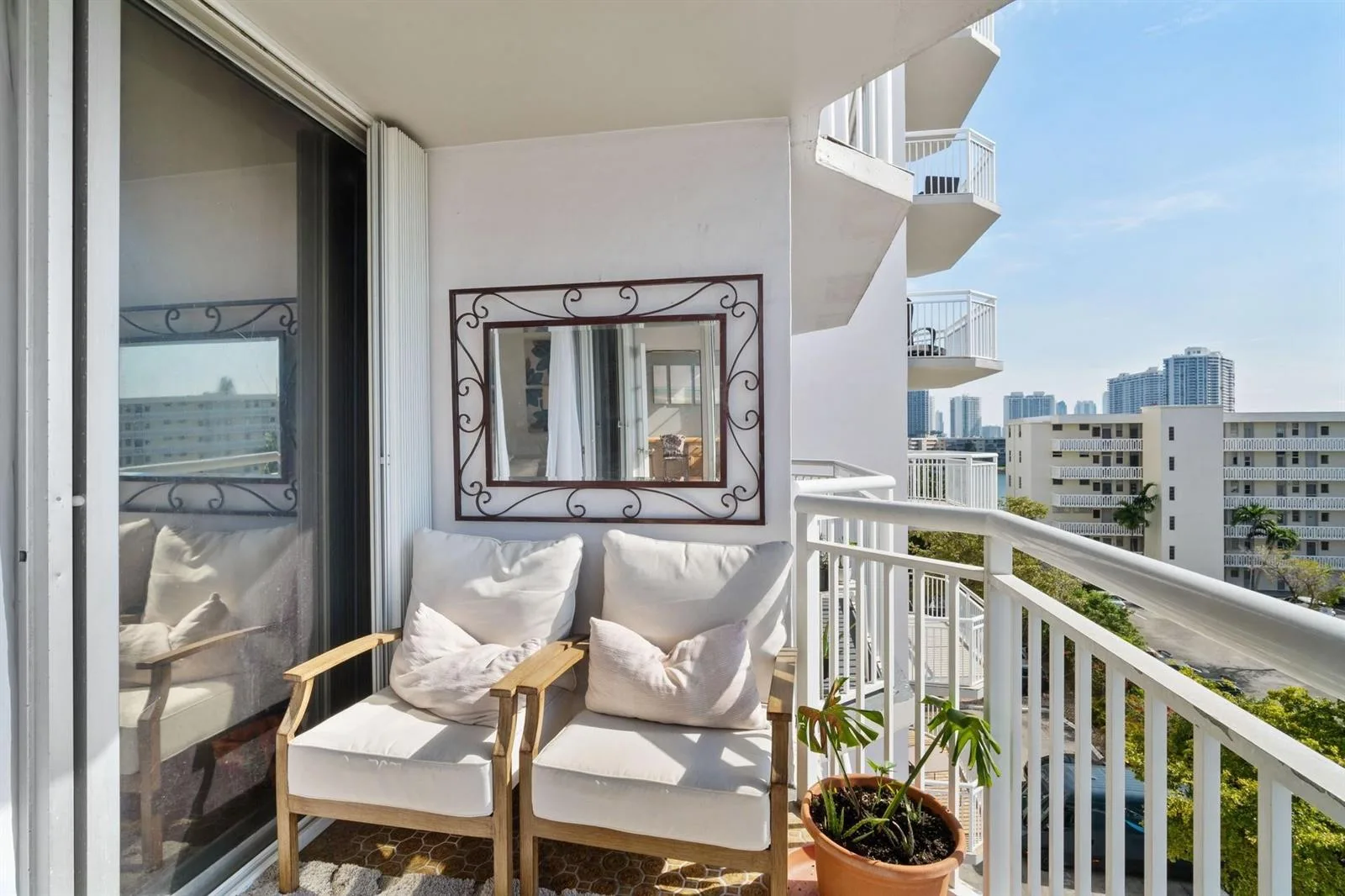 18021 Biscayne Boulevard # 504, Aventura, FL 33160 photo 11