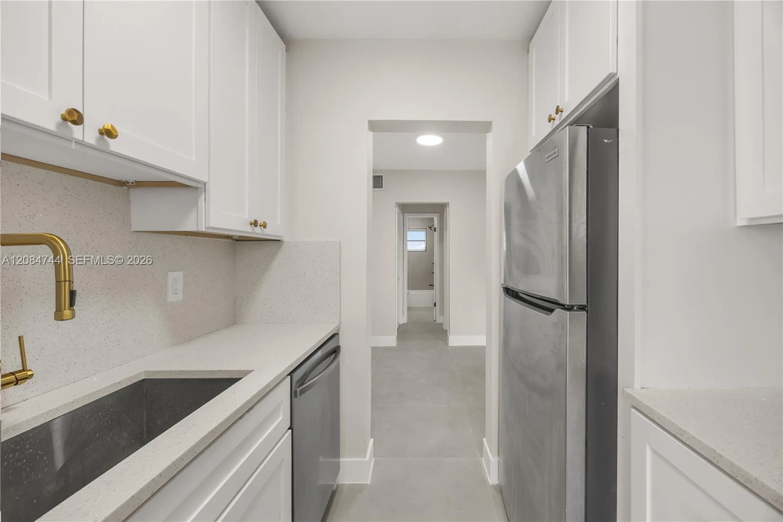 2418 Polk St # 204, Hollywood, FL 33020