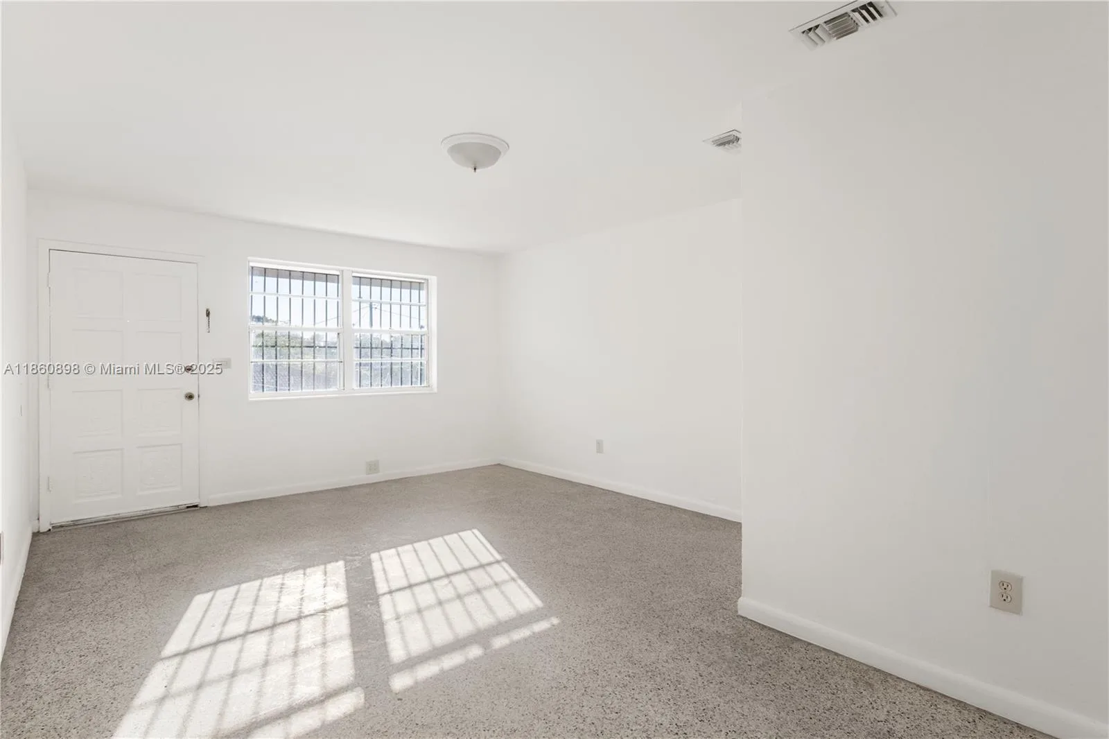 1251 NW 59th St # 3, Miami, FL 33142 photo 3