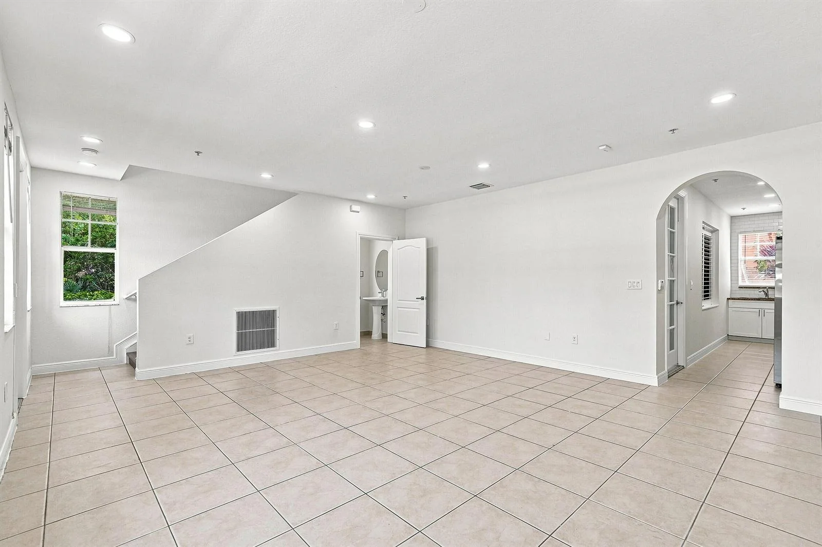 219 N L Street # 100, FL 33460 photo 10