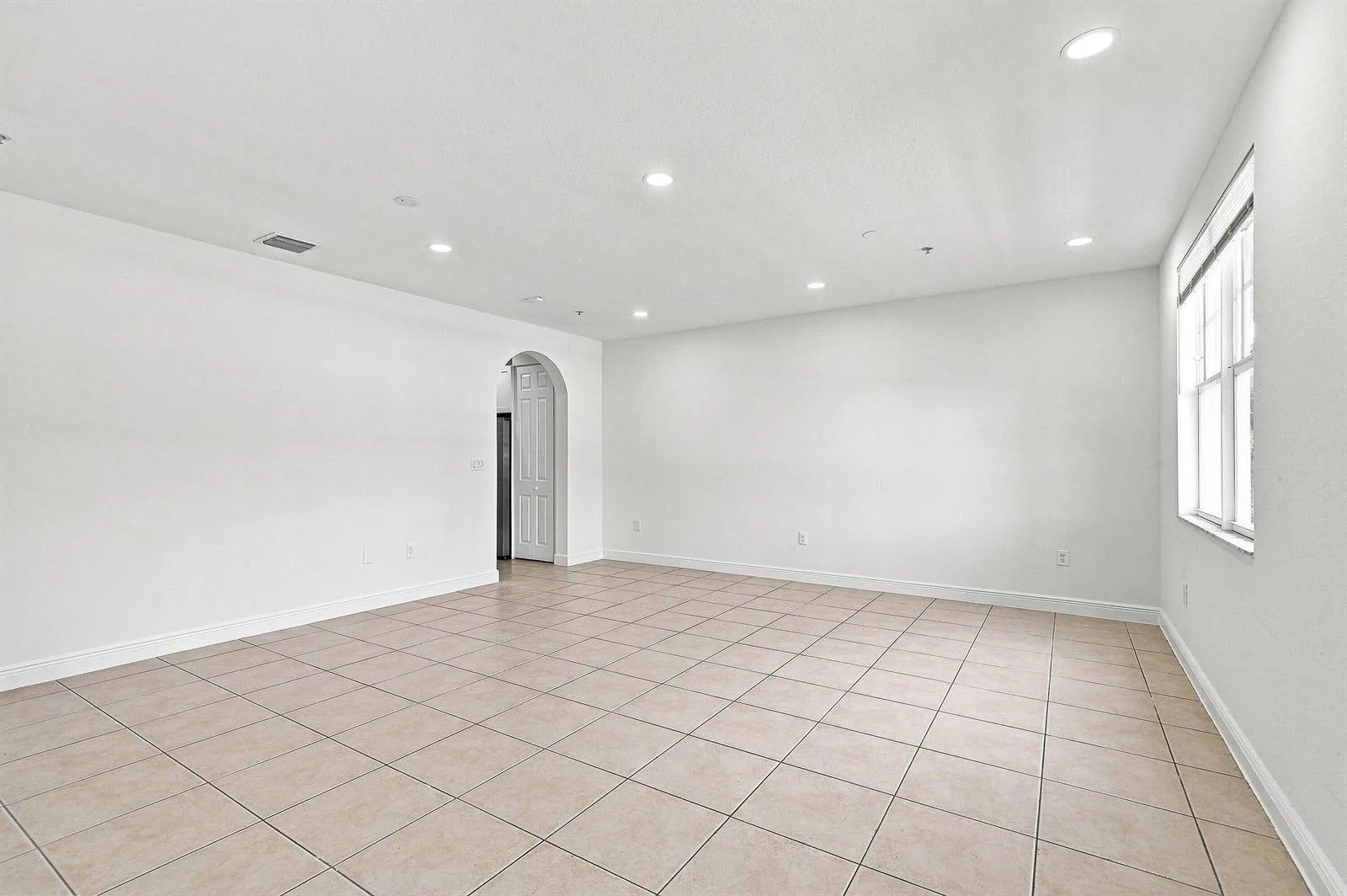 219 N L Street # 100, FL 33460 photo 7