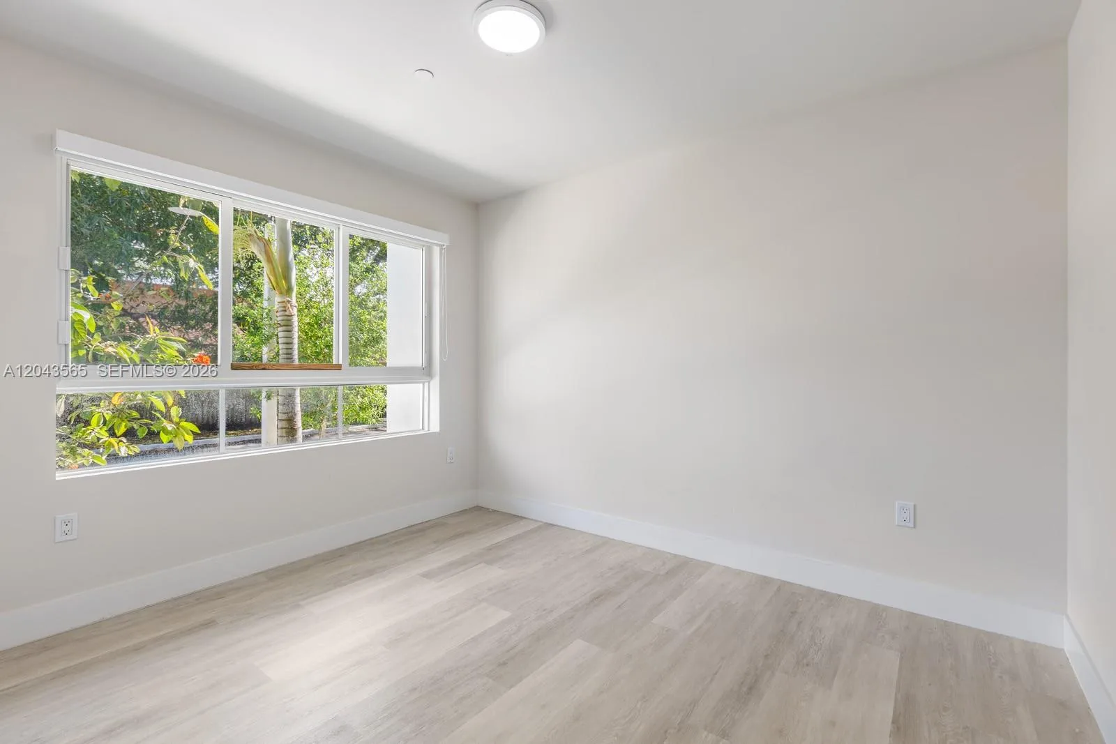 2505 NE 193rd St # 4108, Miami, FL 33180 photo 10