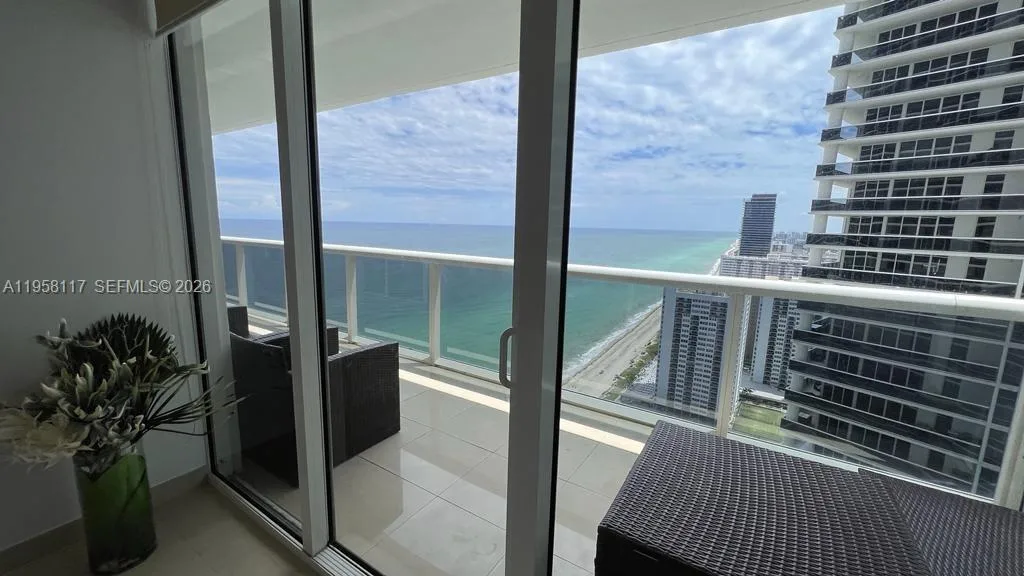 1830 S Ocean Dr # 3404, Hallandale Beach, FL 33009 photo 4