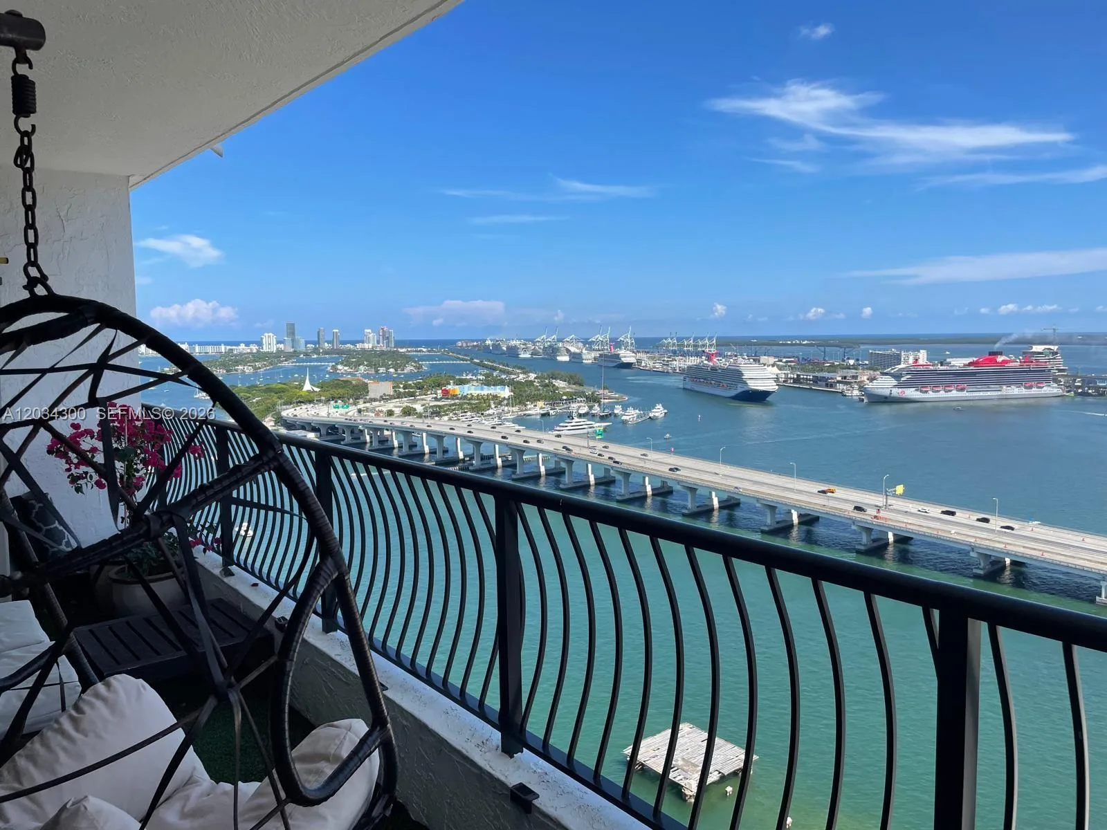 555 NE 15th St # 33H, Miami, FL 33132