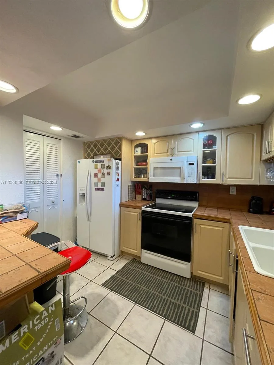 555 NE 15th St # 33H, Miami, FL 33132 photo 6