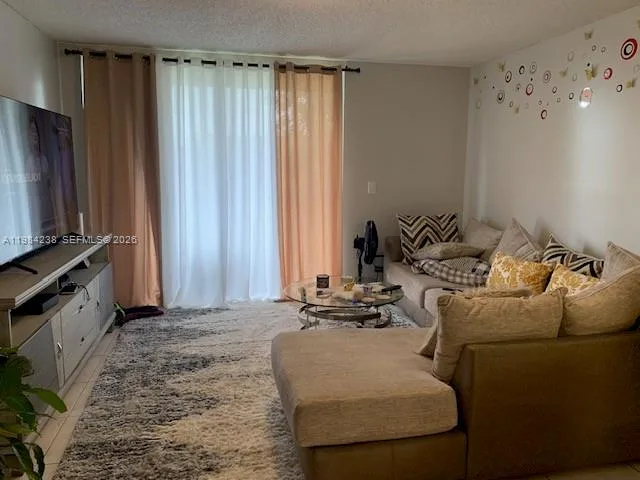 5550 NW 44th St # 404B, Lauderhill, FL 33319 photo 3
