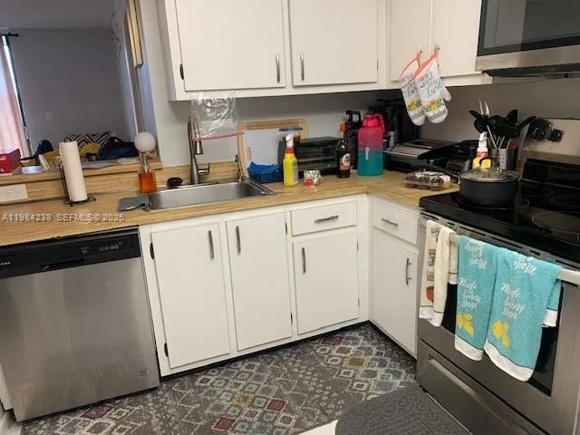 5550 NW 44th St # 404B, Lauderhill, FL 33319 photo 6