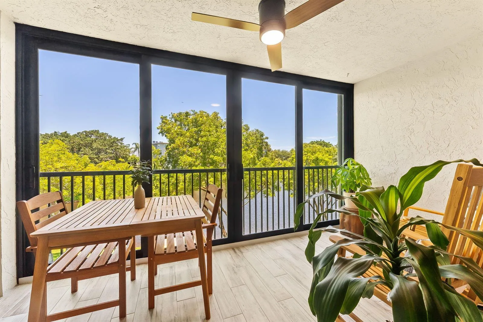 2215 Cypress Island Drive # 301, Pompano Beach, FL 33069