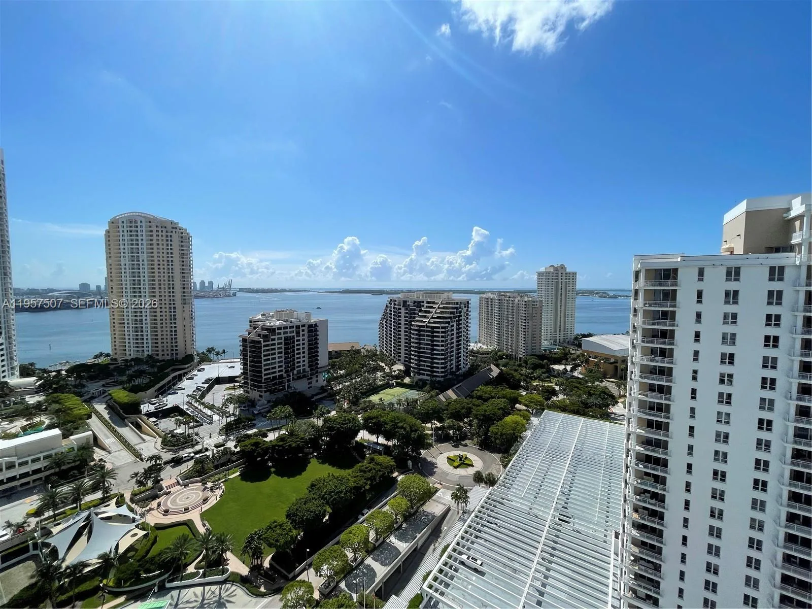 801 Brickell Key Blvd # 2511, Miami, FL 33131