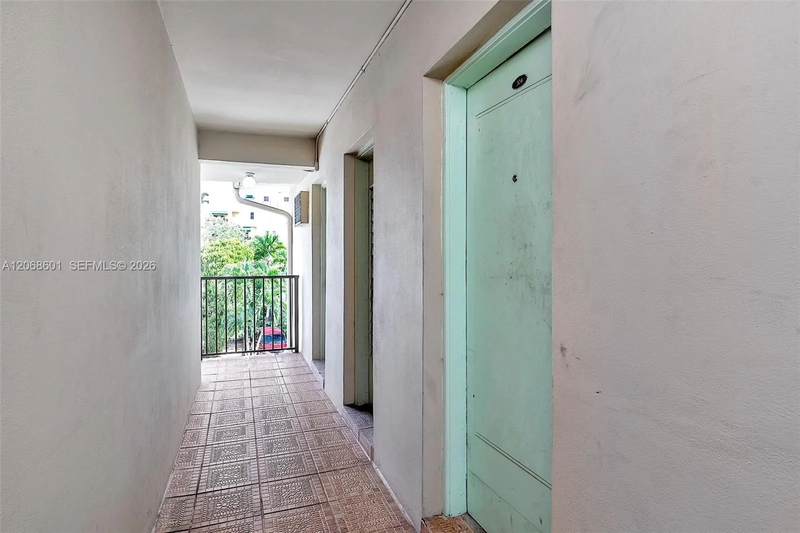 318 Majorca Ave # 304, Coral Gables, FL 33134 photo 4