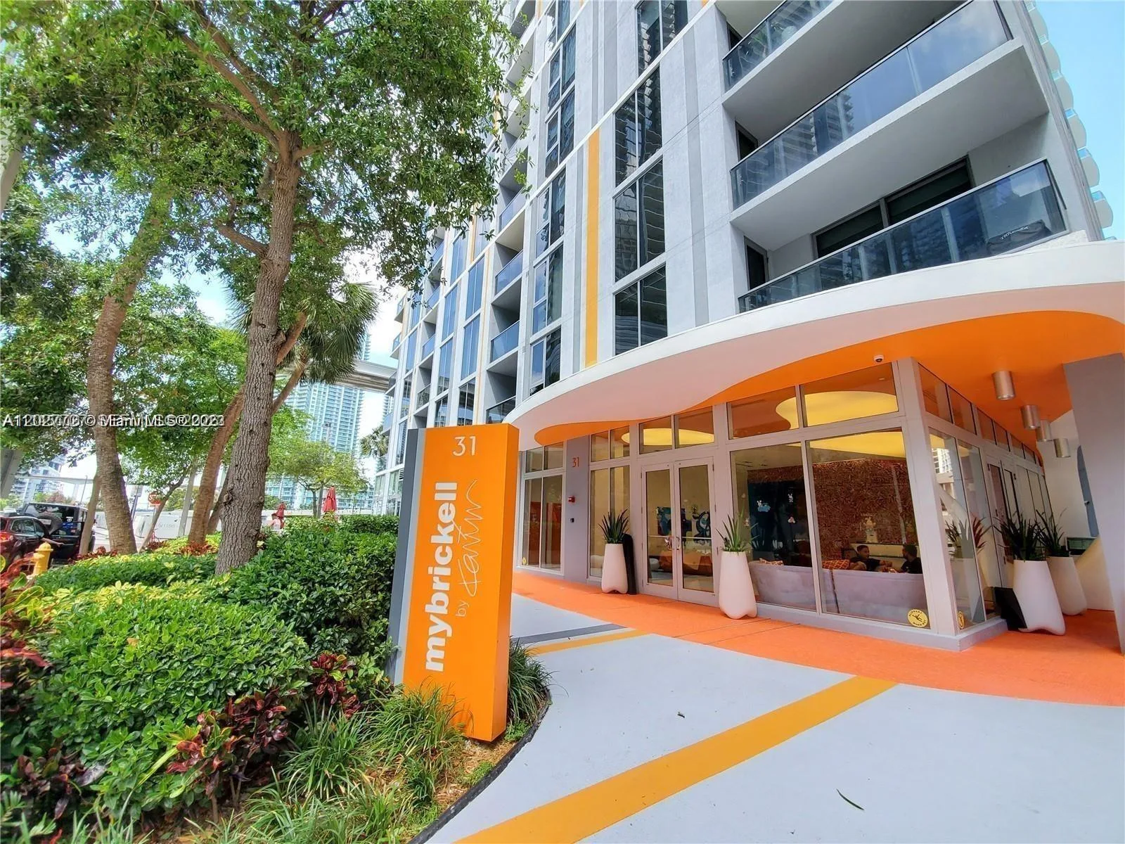 31 SE 6th St # 505, Miami, FL 33131