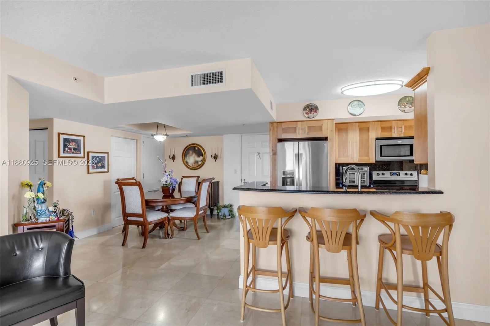 3232 SW 22nd Ter # 801, Miami, FL 33145 photo 2