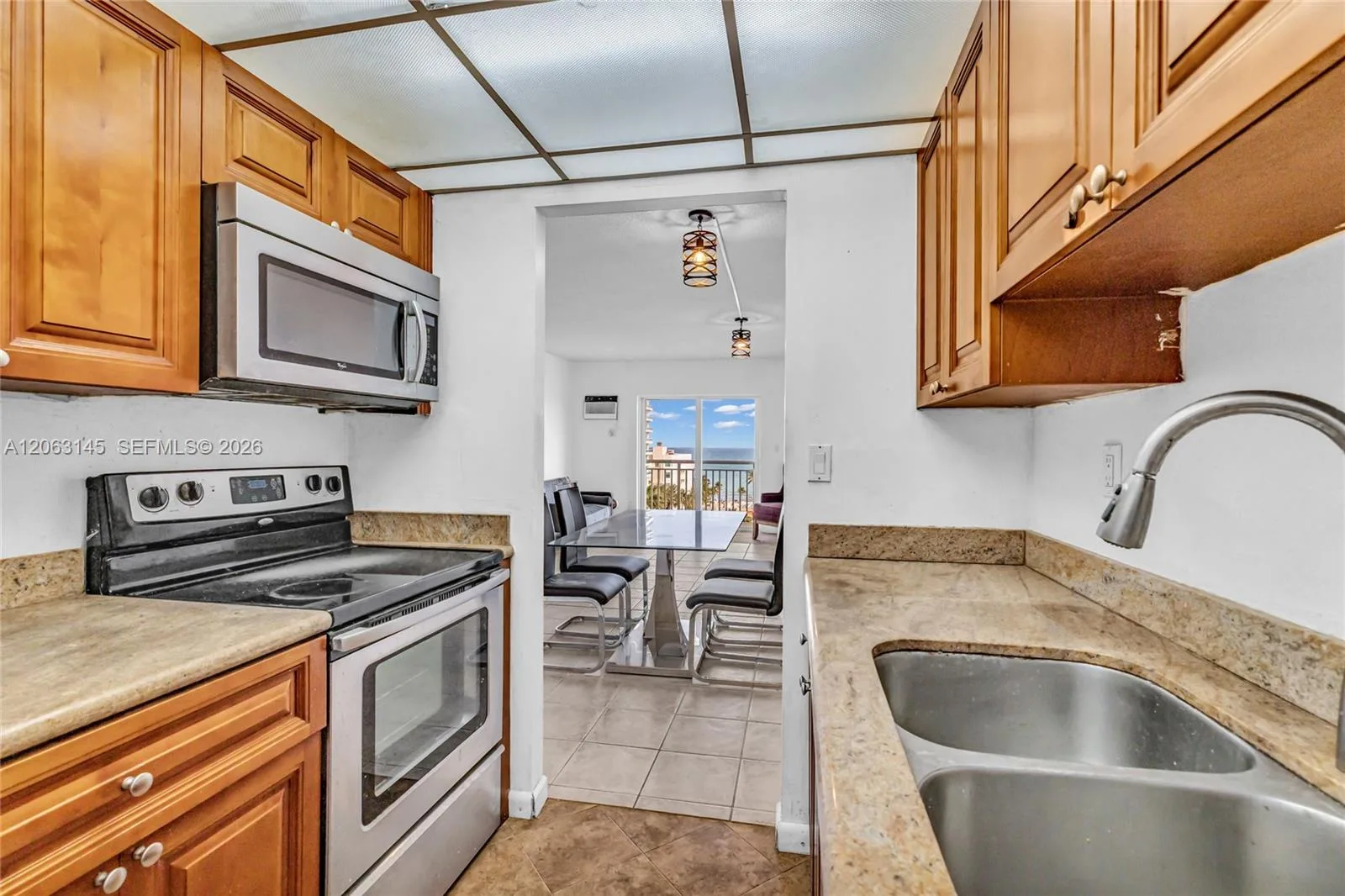 200 S Birch Rd # 1015, Fort Lauderdale, FL 33316 photo 9