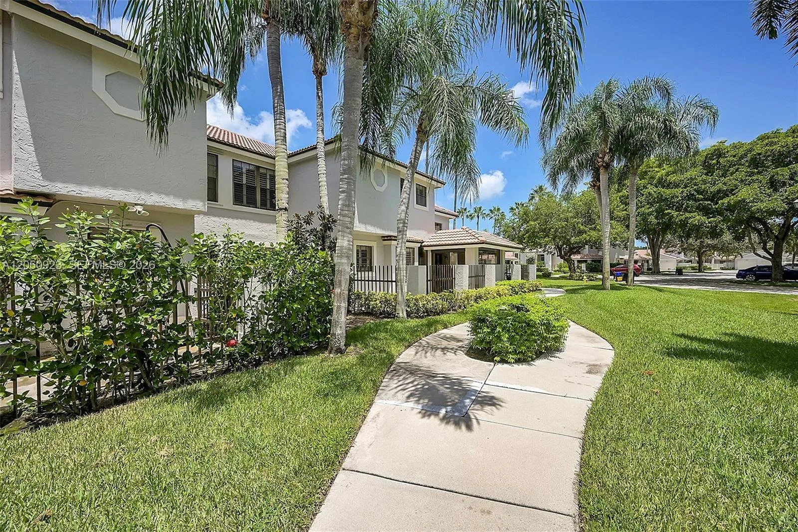 362 Prestwick Cir # 3, Palm Beach Gardens, FL 33418 photo 4