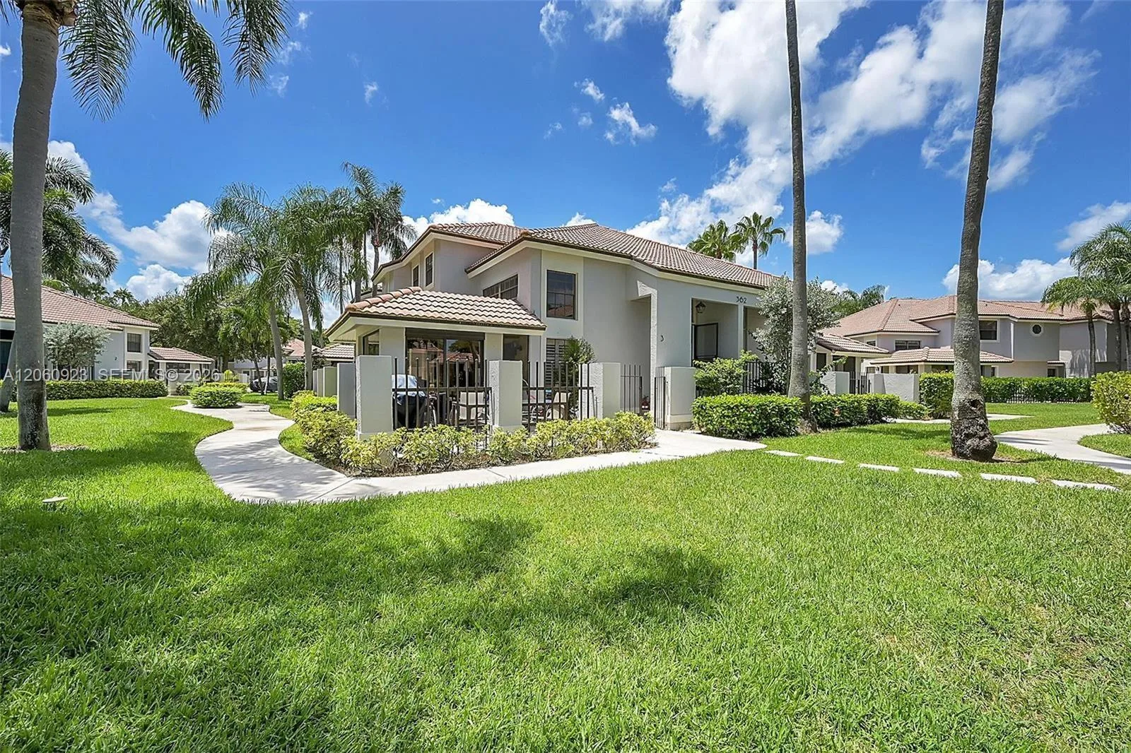 362 Prestwick Cir # 3, Palm Beach Gardens, FL 33418 photo 5