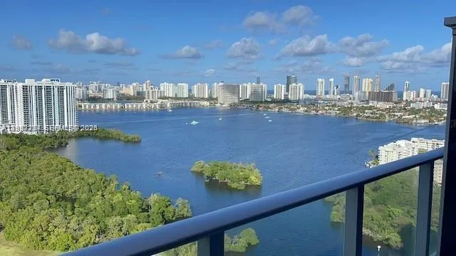16385 Biscayne Blvd # 2702, North Miami Beach, FL 33160 photo 5
