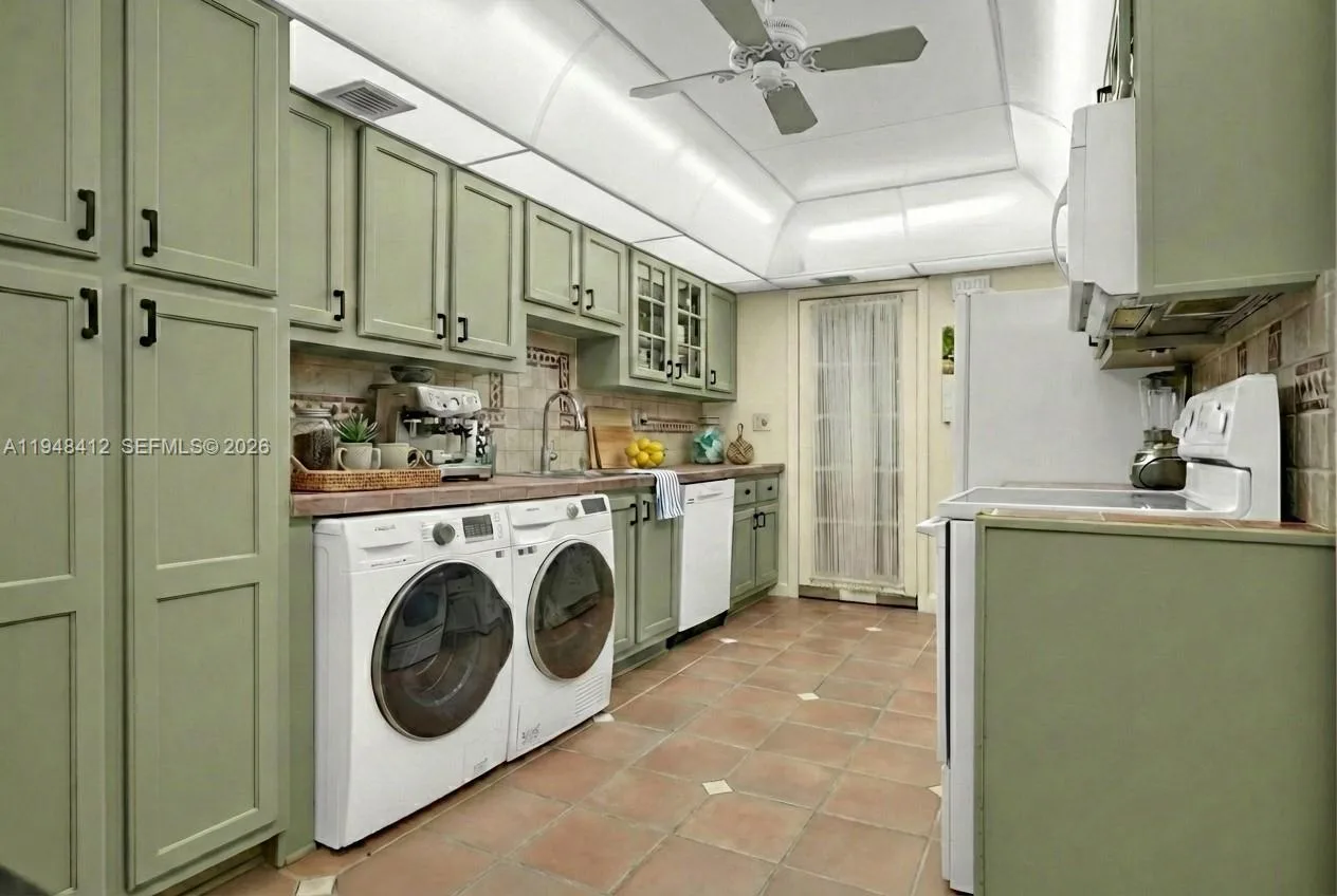 1121 Crandon Blvd # E803, Key Biscayne, FL 33149 photo 4