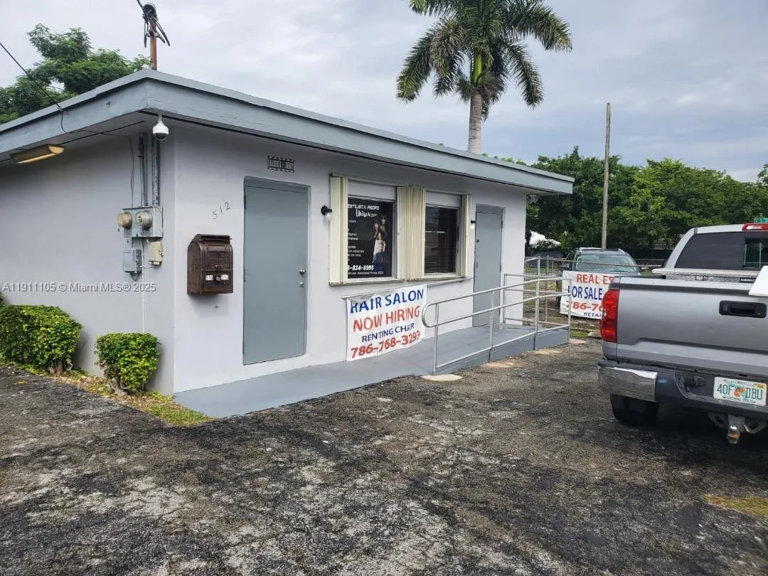 512 SW 6th Ave, Homestead, FL 33030