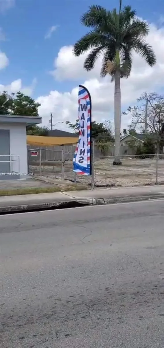 512 SW 6th Ave, Homestead, FL 33030 photo 9