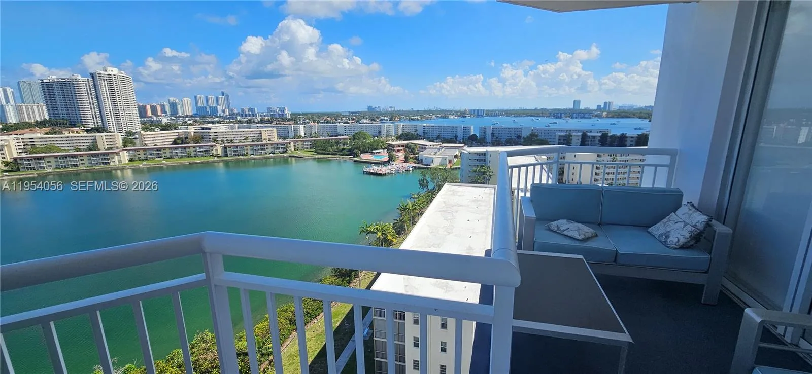 18041 Biscayne Blvd # 1405, Aventura, FL 33160 photo 3