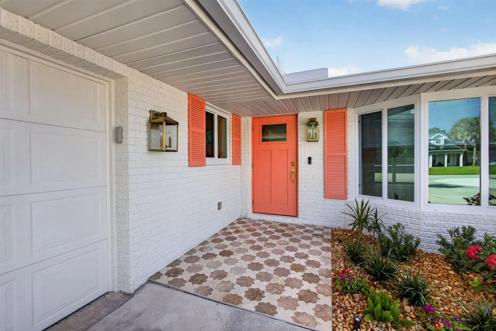 8816 SE ALABAMA Place, Hobe Sound, FL 33455 photo 4