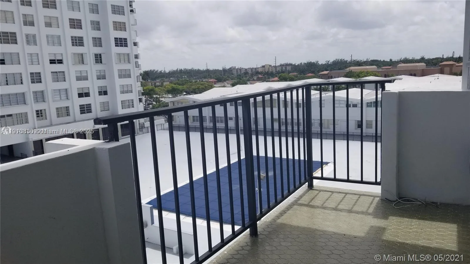 2780 NE 183rd St # 608, Aventura, FL 33160 photo 3
