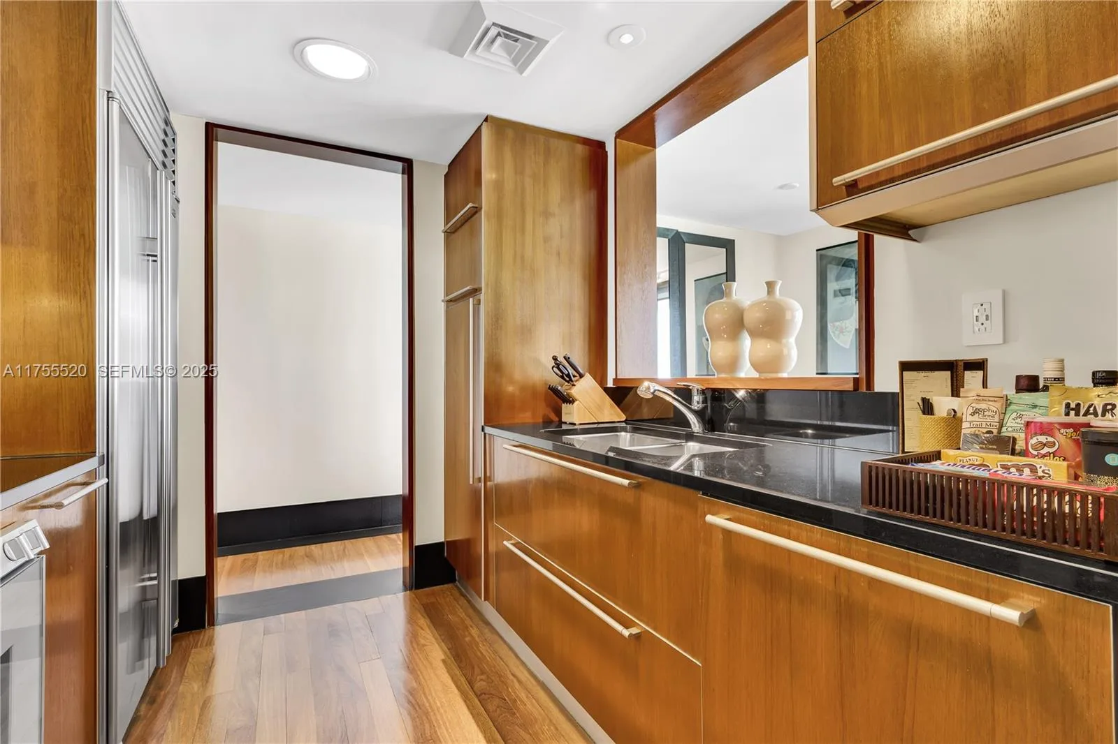 101 20th St # 1803, Miami Beach, FL 33139 photo 7
