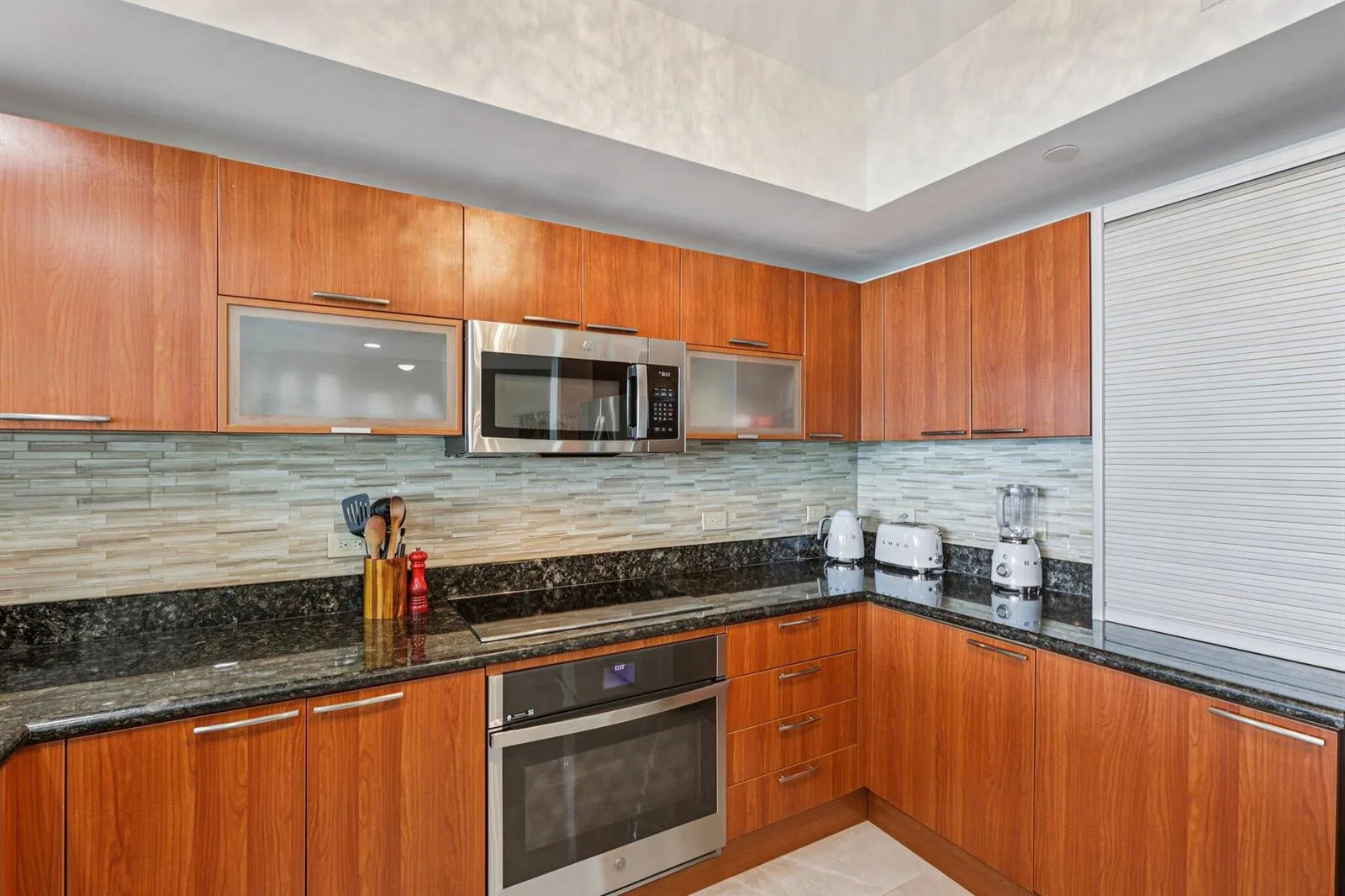 2640 Lake Shore Drive # 2312, Riviera Beach, FL 33404 photo 11
