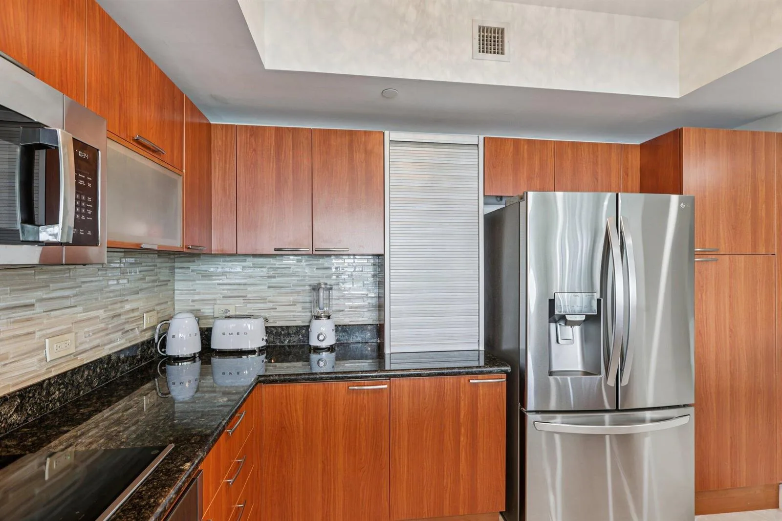 2640 Lake Shore Drive # 2312, Riviera Beach, FL 33404 photo 12