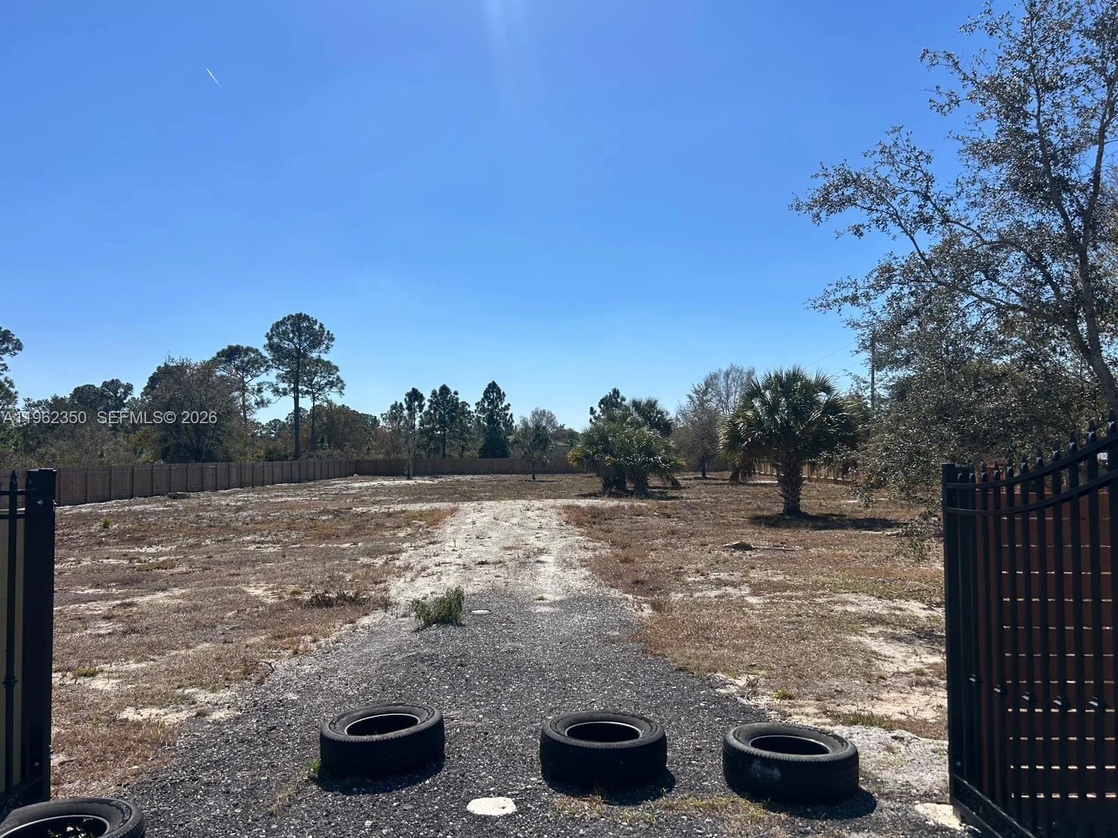 648 Hunting Club Ave, Clewiston, FL 33440 photo 7