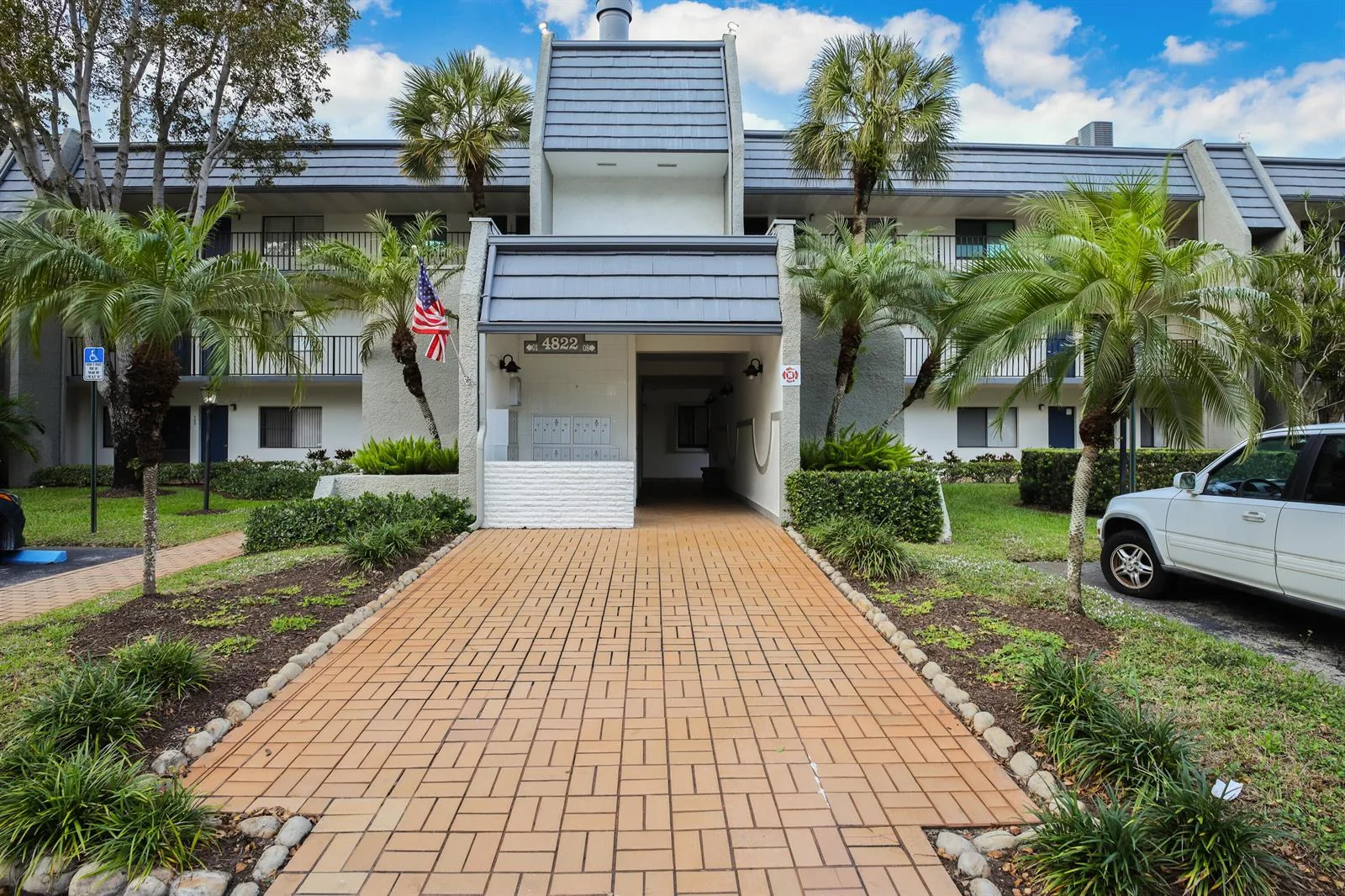 4822 Esedra Court # 303, Lake Worth, FL 33467