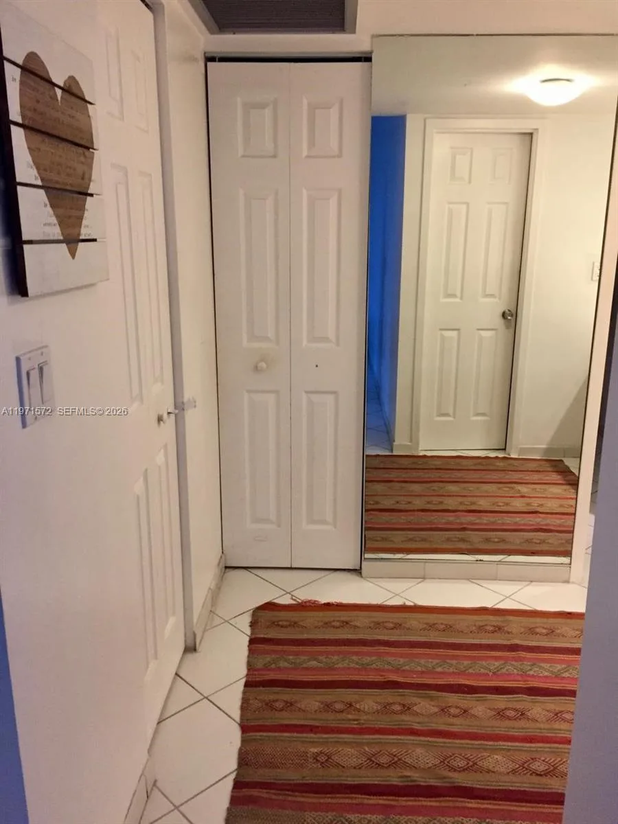 100 Bayview Dr # 516, Sunny Isles Beach, FL 33160 photo 8